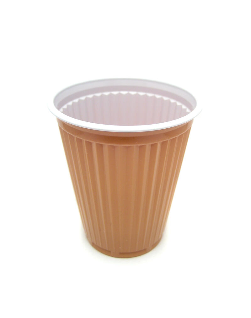 Plastikbecher